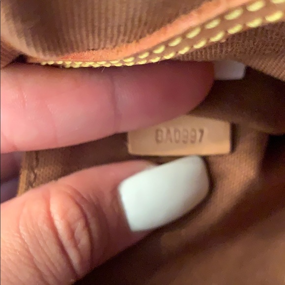 Alma Louis Vuitton - Picture 7 of 8